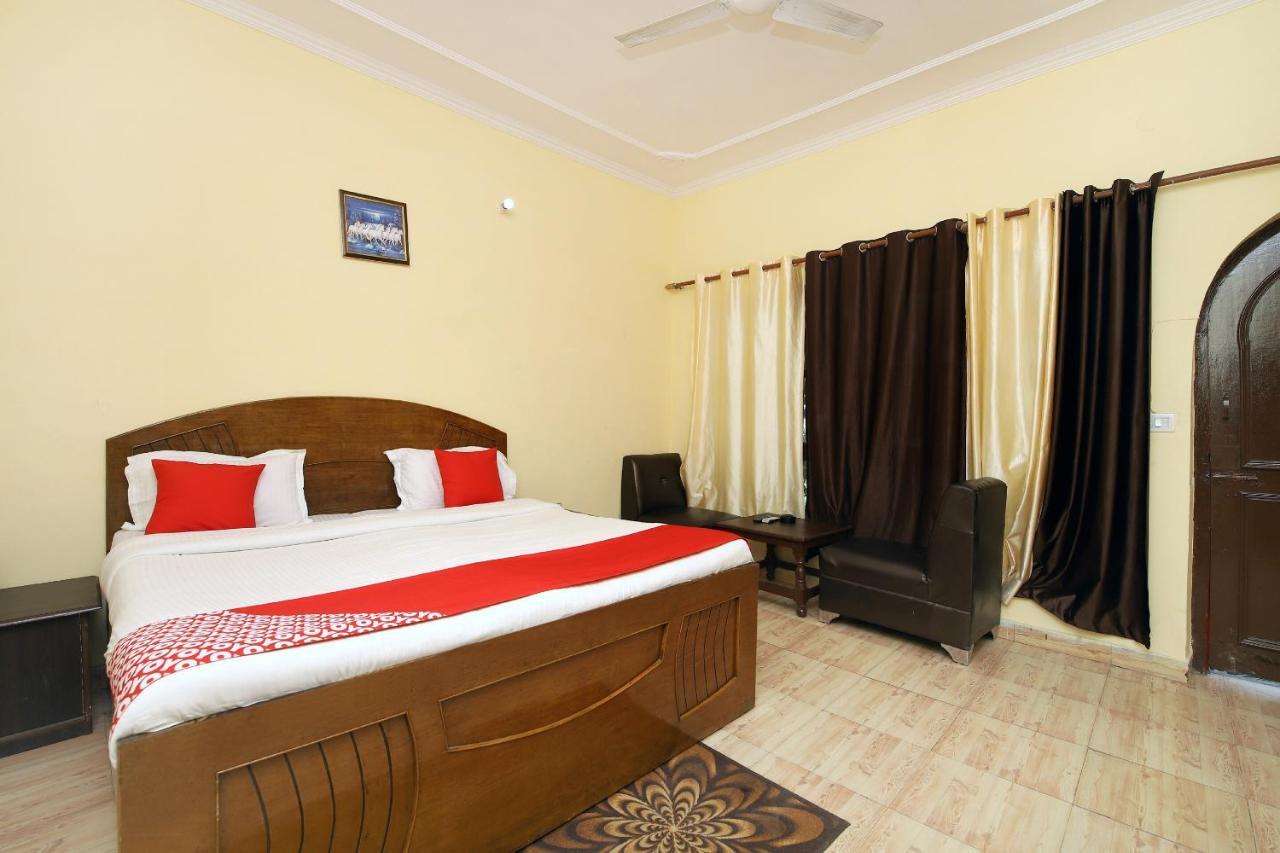 Oyo 8670 Hotel Usha Palace Mussoorie Extérieur photo