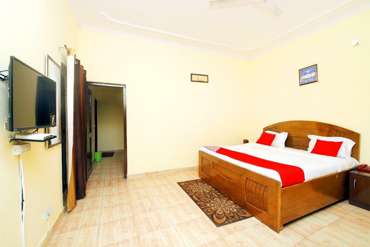 Oyo 8670 Hotel Usha Palace Mussoorie Extérieur photo