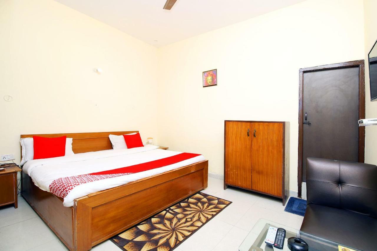 Oyo 8670 Hotel Usha Palace Mussoorie Extérieur photo