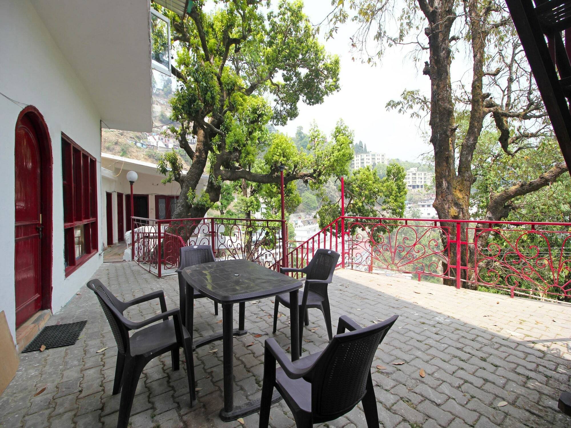 Oyo 8670 Hotel Usha Palace Mussoorie Extérieur photo