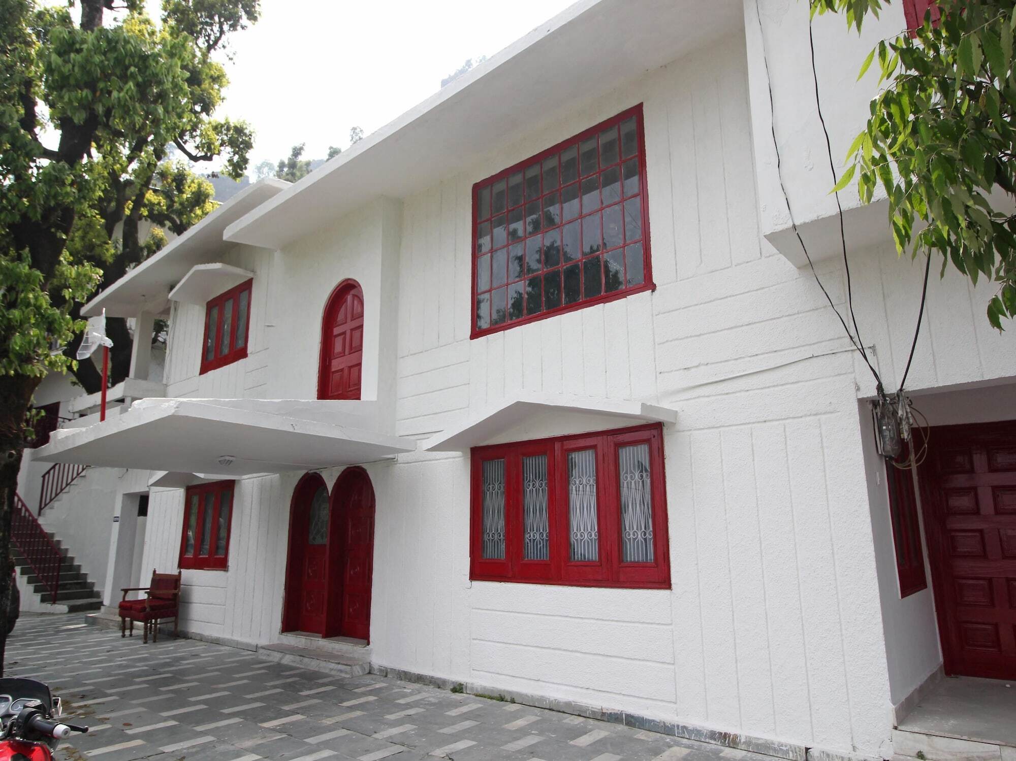Oyo 8670 Hotel Usha Palace Mussoorie Extérieur photo