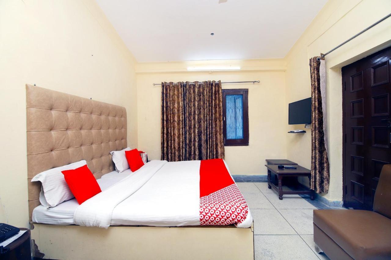 Oyo 8670 Hotel Usha Palace Mussoorie Extérieur photo